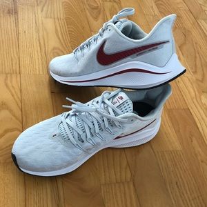Womens Nike zoom vomero14 sneakers